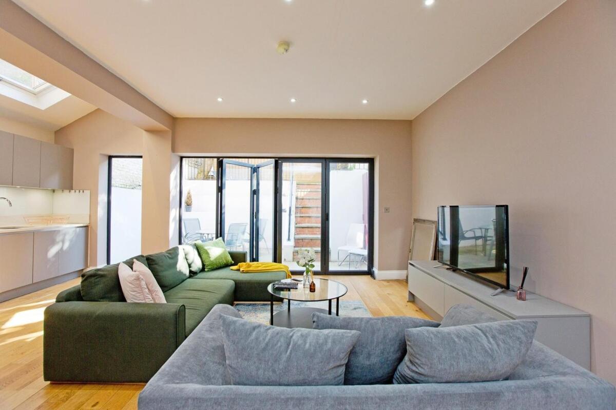 Spacious 3 Bd Flat In For Families No 2 Appartement Londres