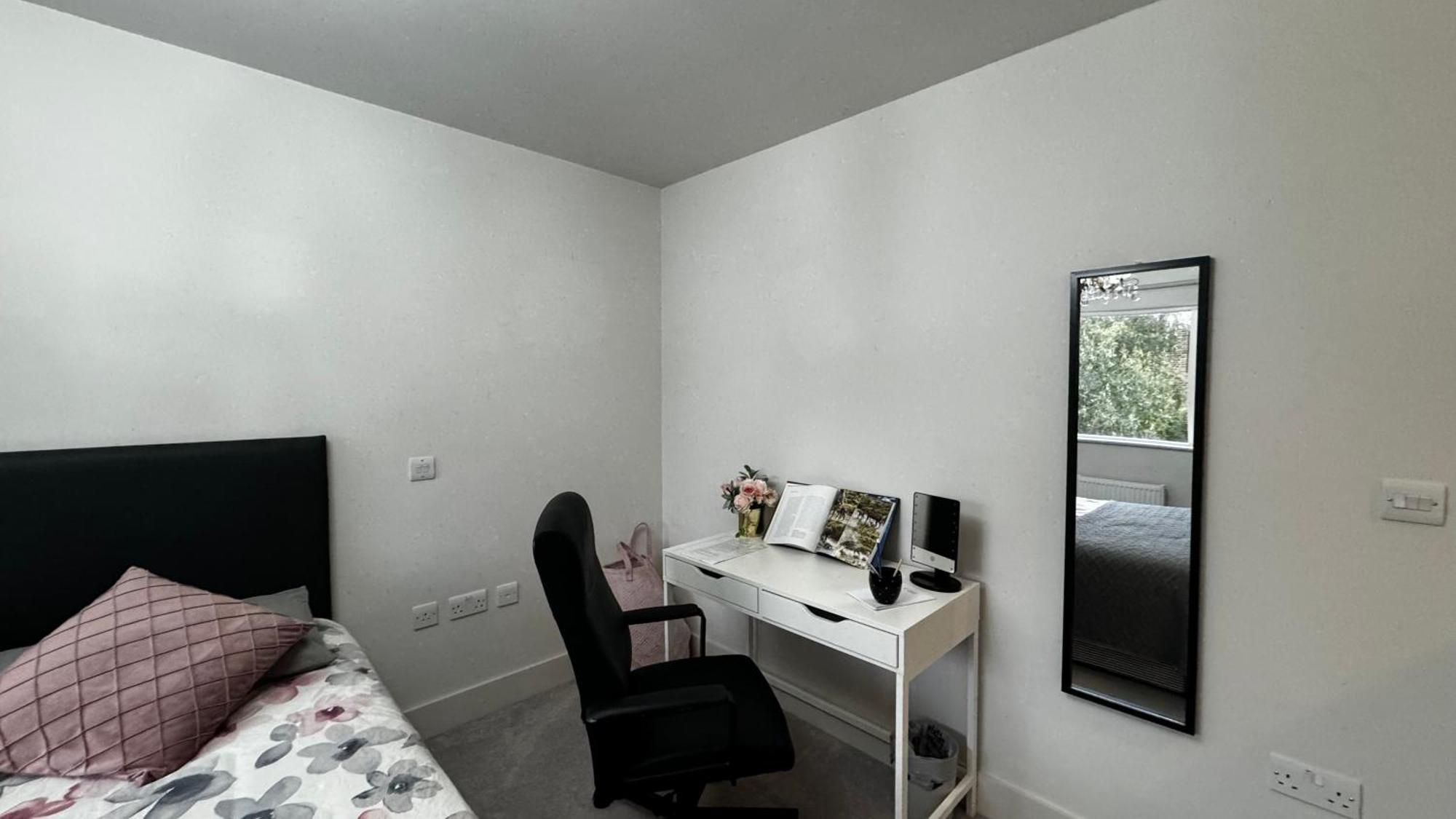 Luxurious N-suite With Garden Views Hospedagem domiciliar
