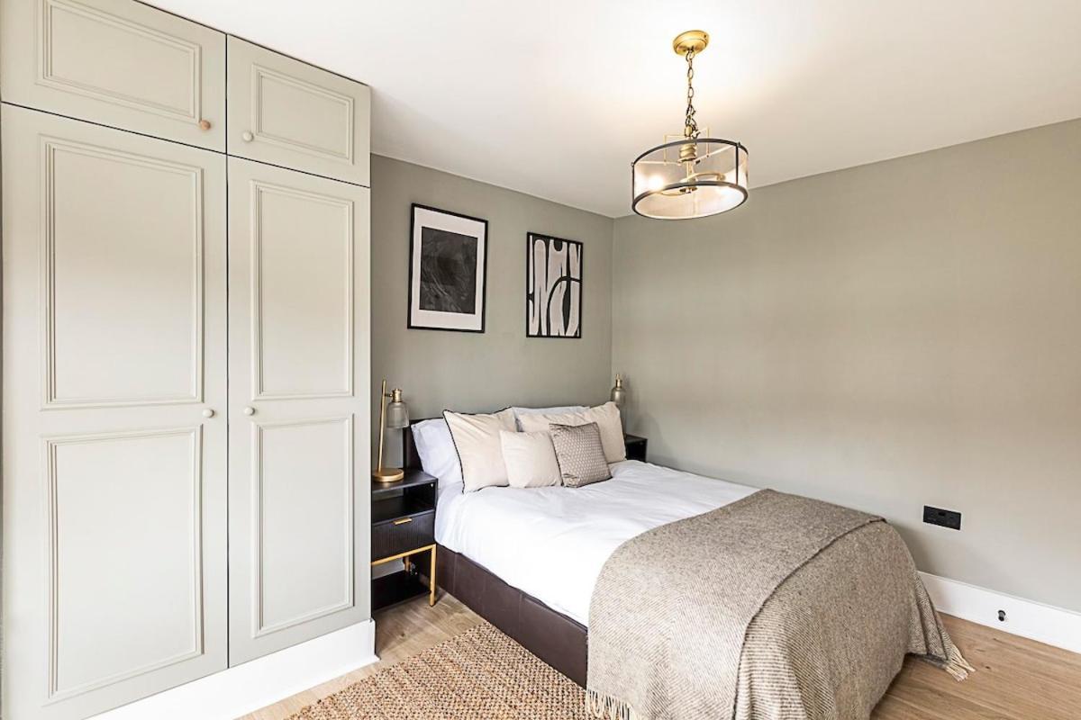 Serenity - Fulham Eve, Sleeps 14 Londres