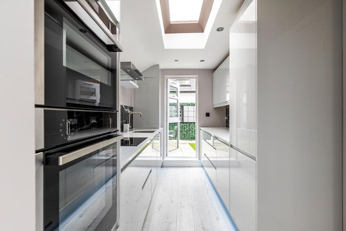 Serenity - Fulham Eve, Sleeps 14 Londres