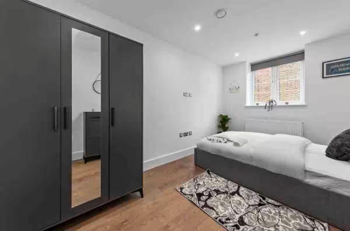 Sleep 6 Eye Victoria Vauxhall Wr4 Apartamento *