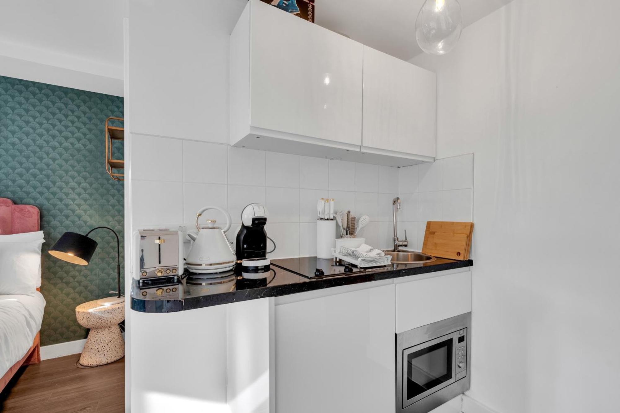 Urban Elegance Luxury Living With Kitchenette Appartement *