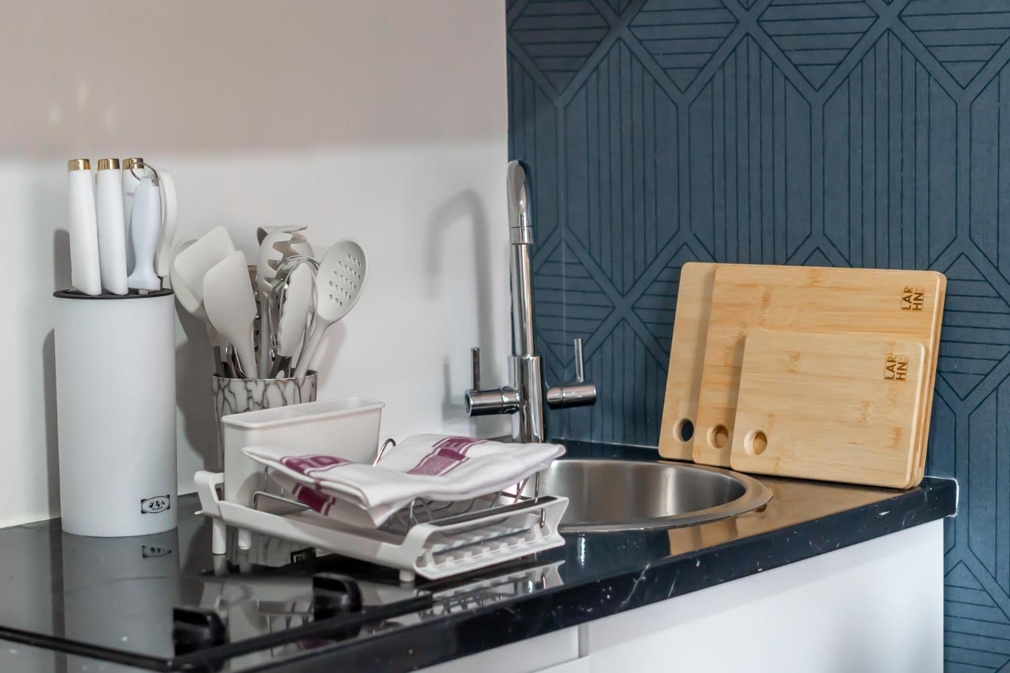 Appartement Urban Elegance Luxury Living With Kitchenette *