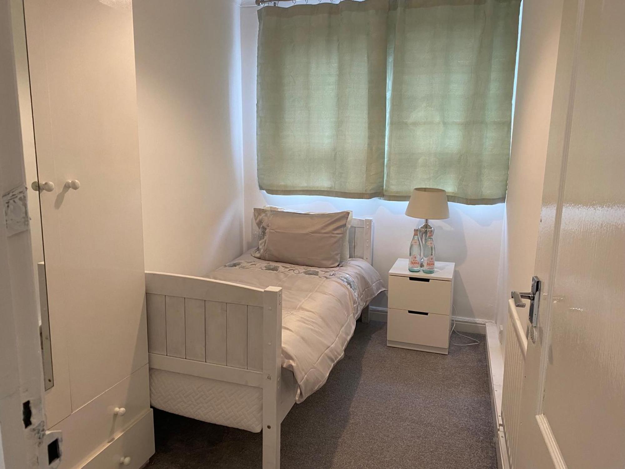 Vakantiehuis Charm - 3 Bedroom House Near Canary Wharf Londen