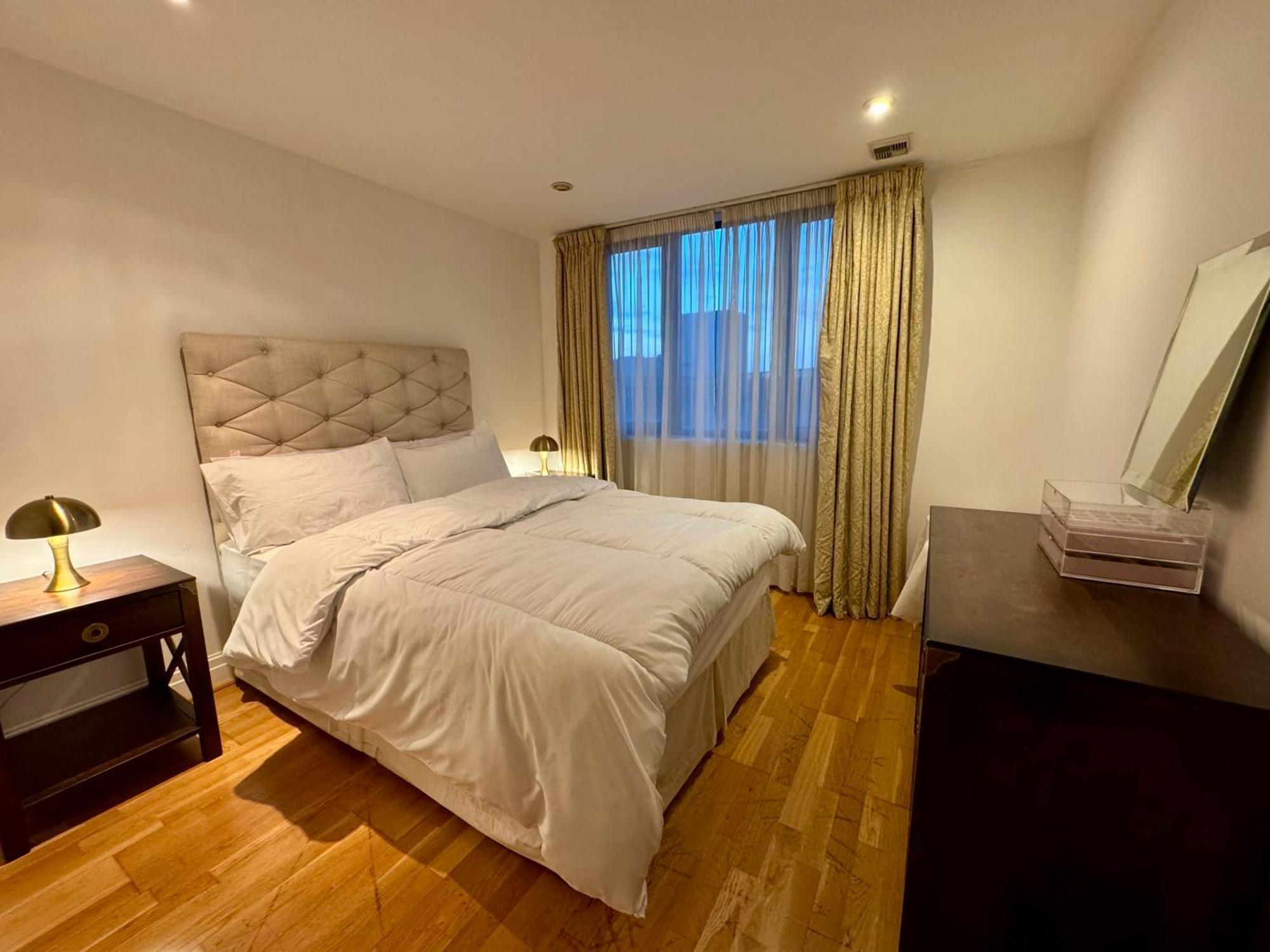Apartment Paddington Lake Side 2bed 2bath *