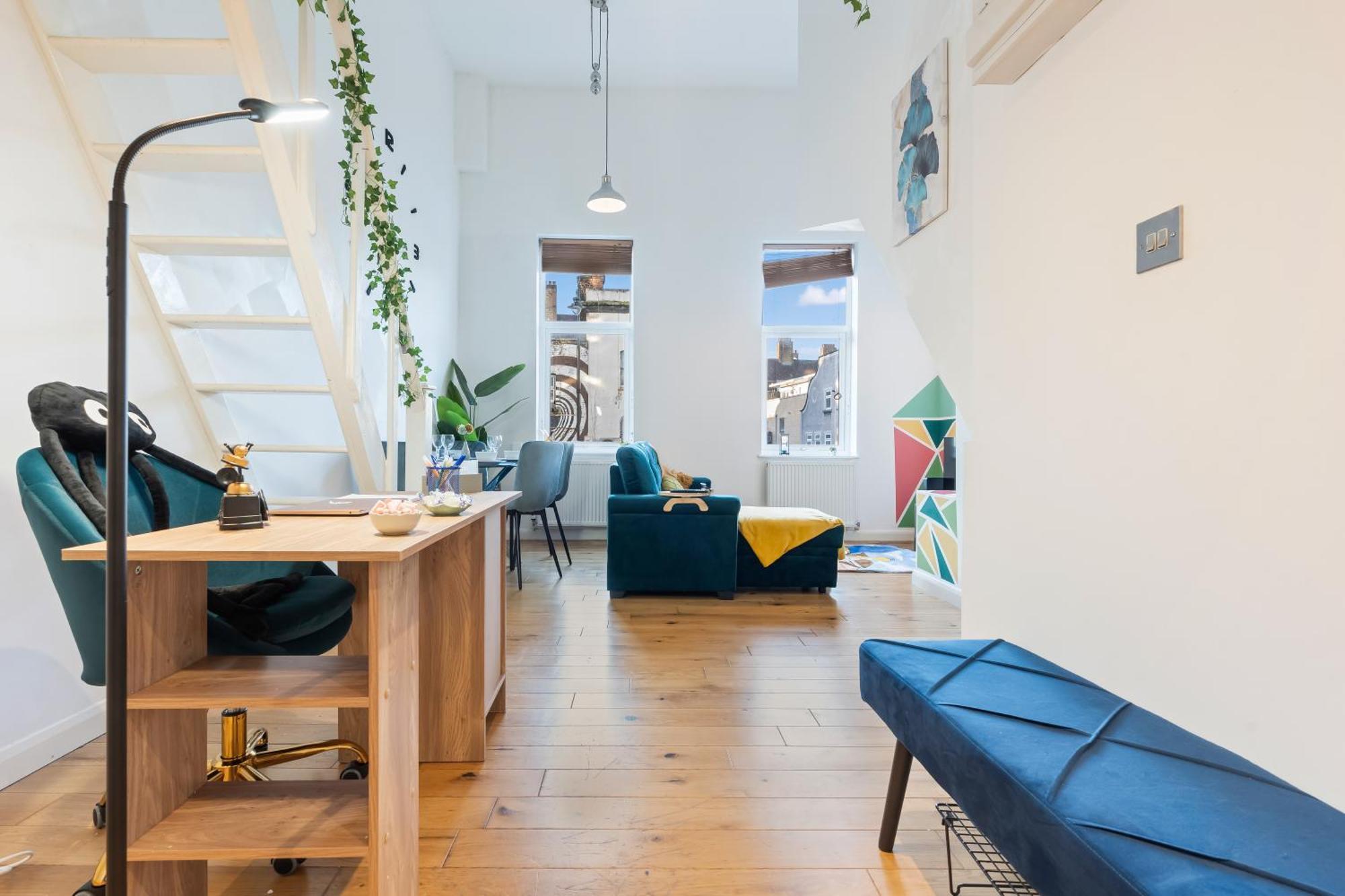 Cosy 1 Bed W Loft Sleeps 5 Close To Stations