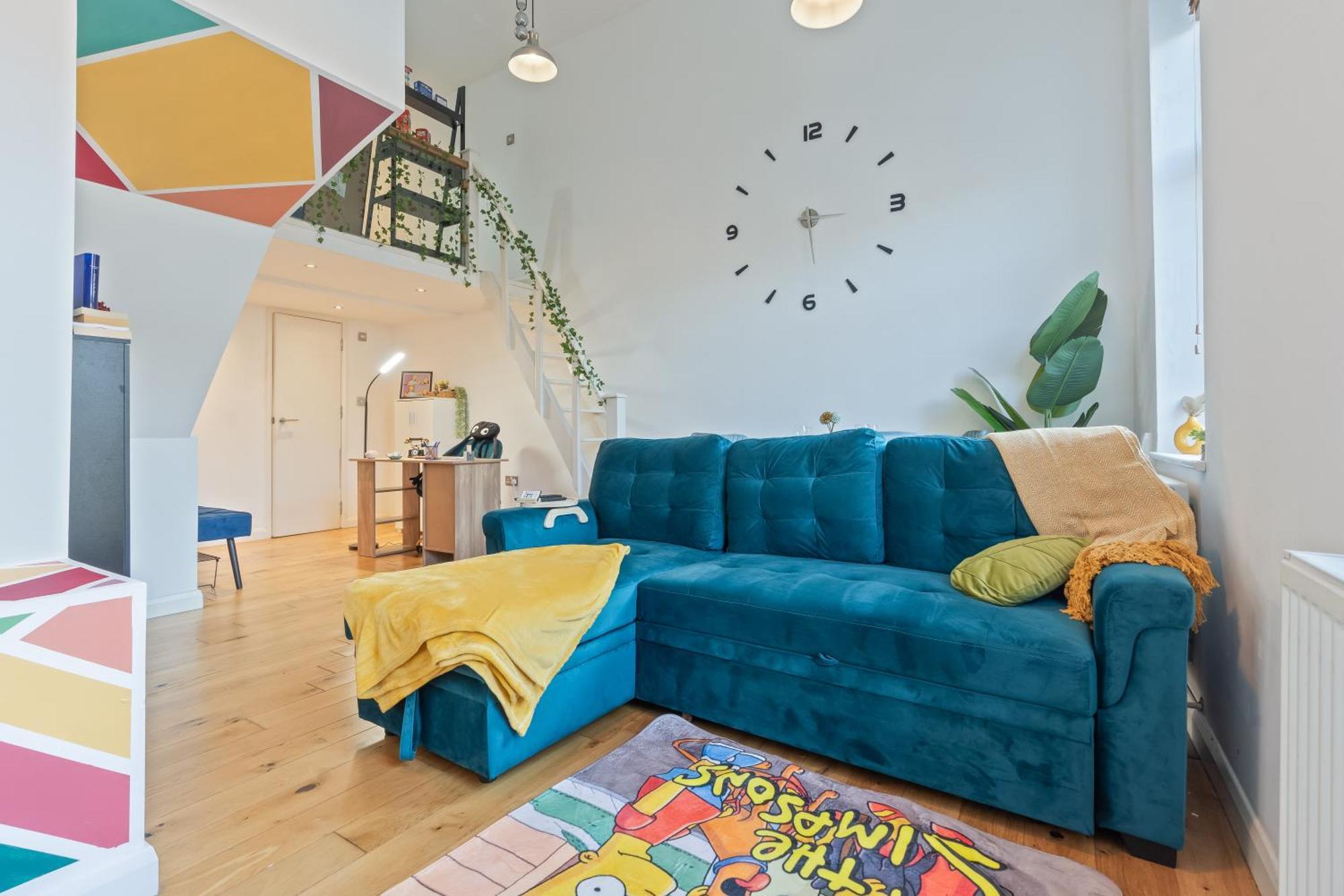 Cosy 1 Bed W Loft Sleeps 5 Close To Stations * London