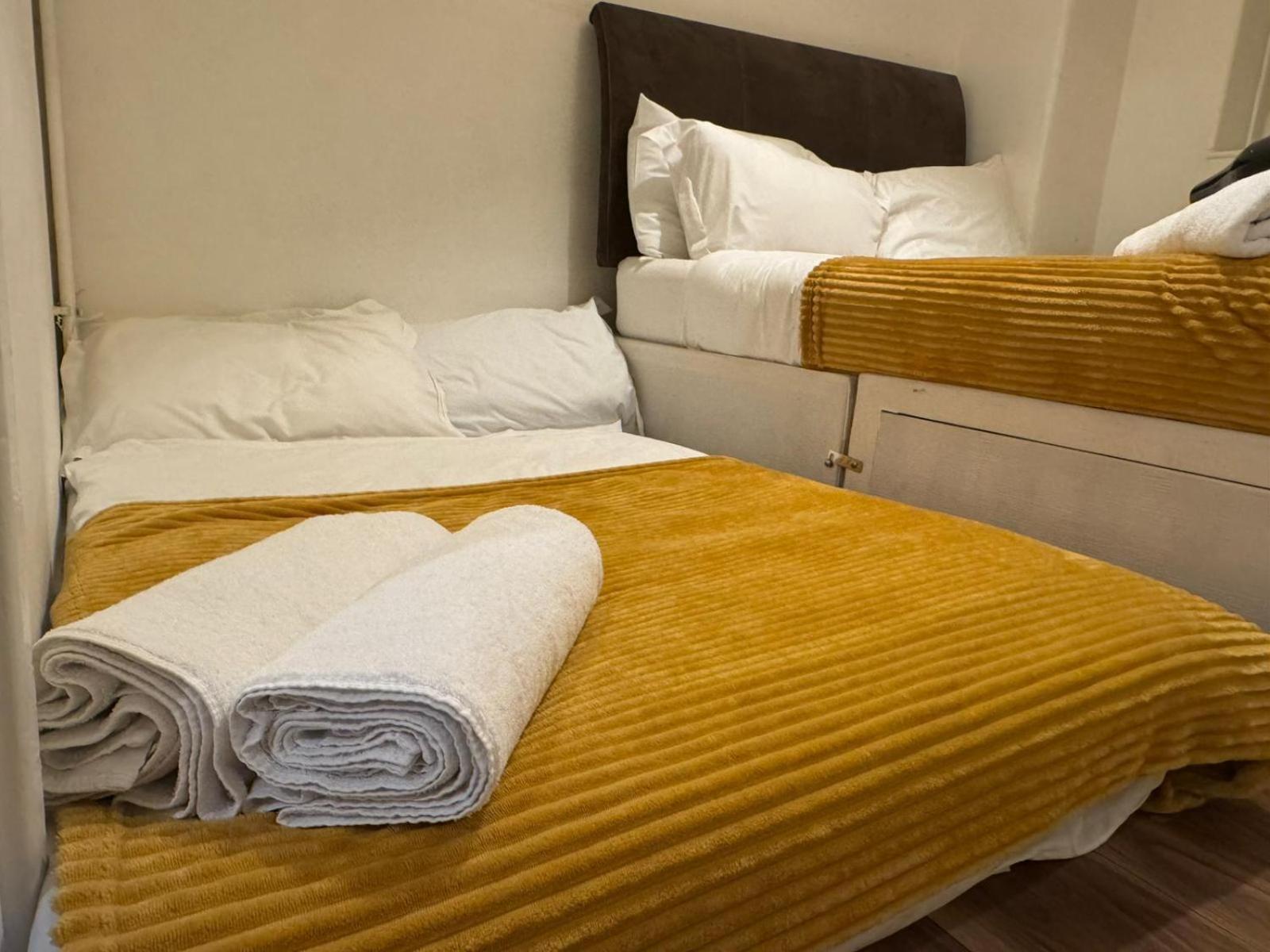 Séjour chez l'habitant Alder House In Camden For 7 Guests *