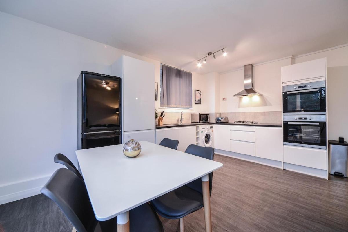 Modern 2-bed Nw Near Camden - Great Location & Transport Appartement