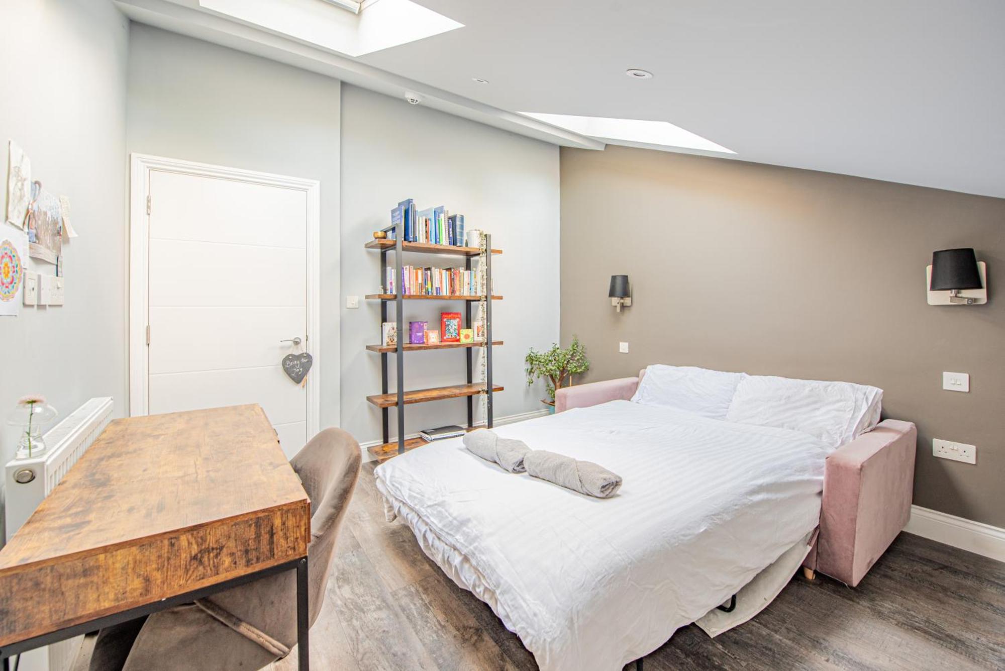 Peaceful 2-bed Flat In * Londres
