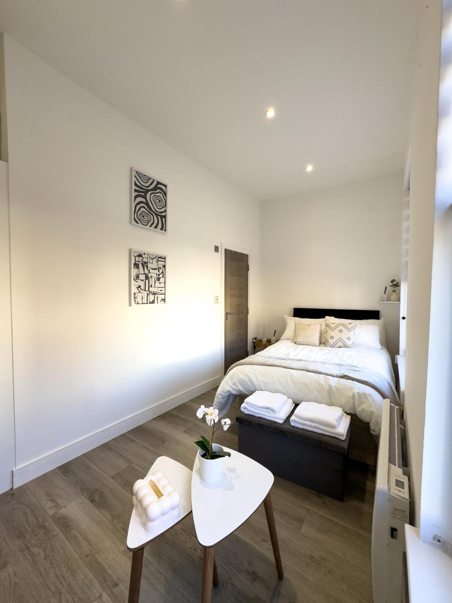 Apartment Flat 20 Min From Center London