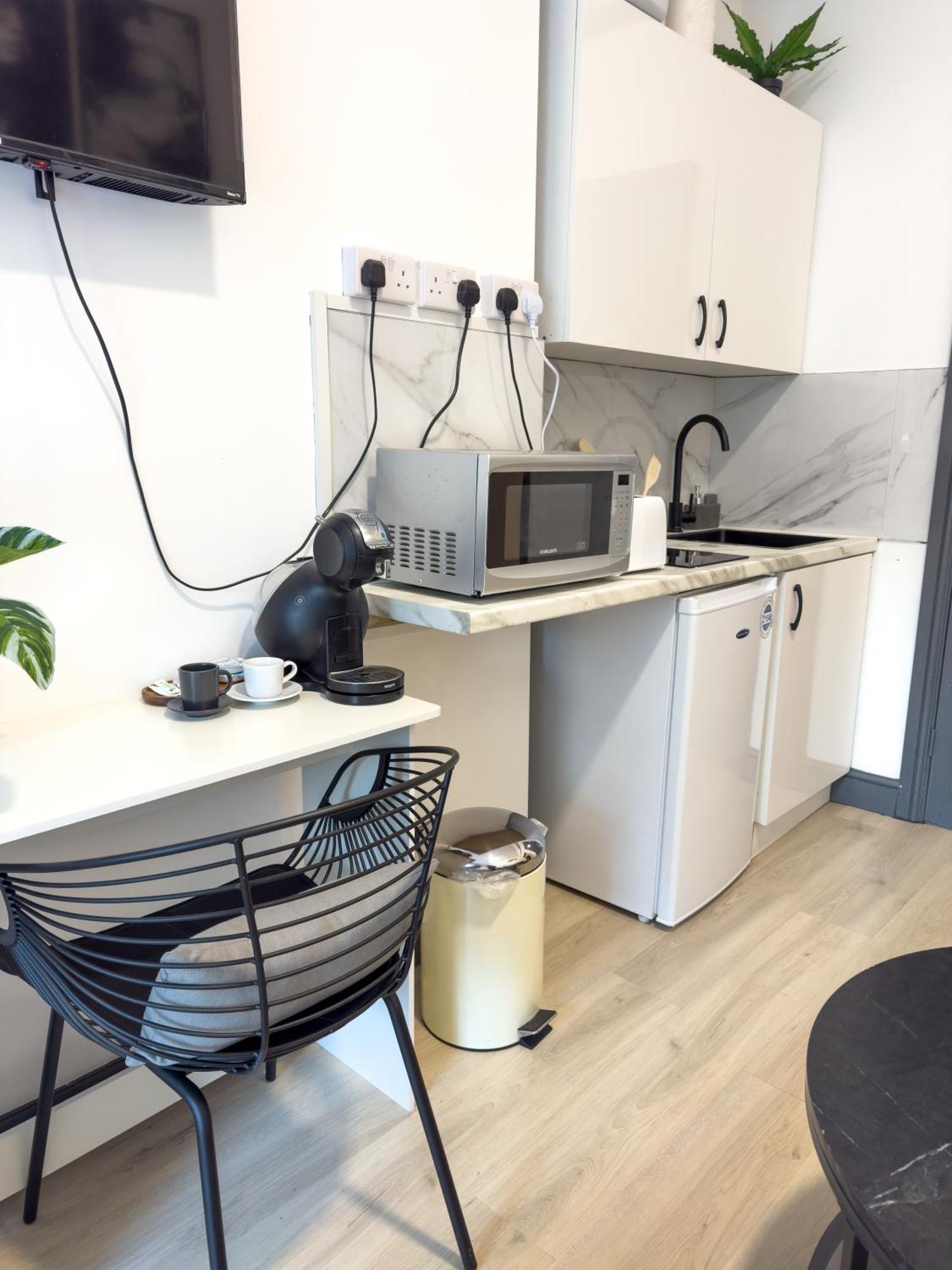 Appartement 3 Min From Station, Flat