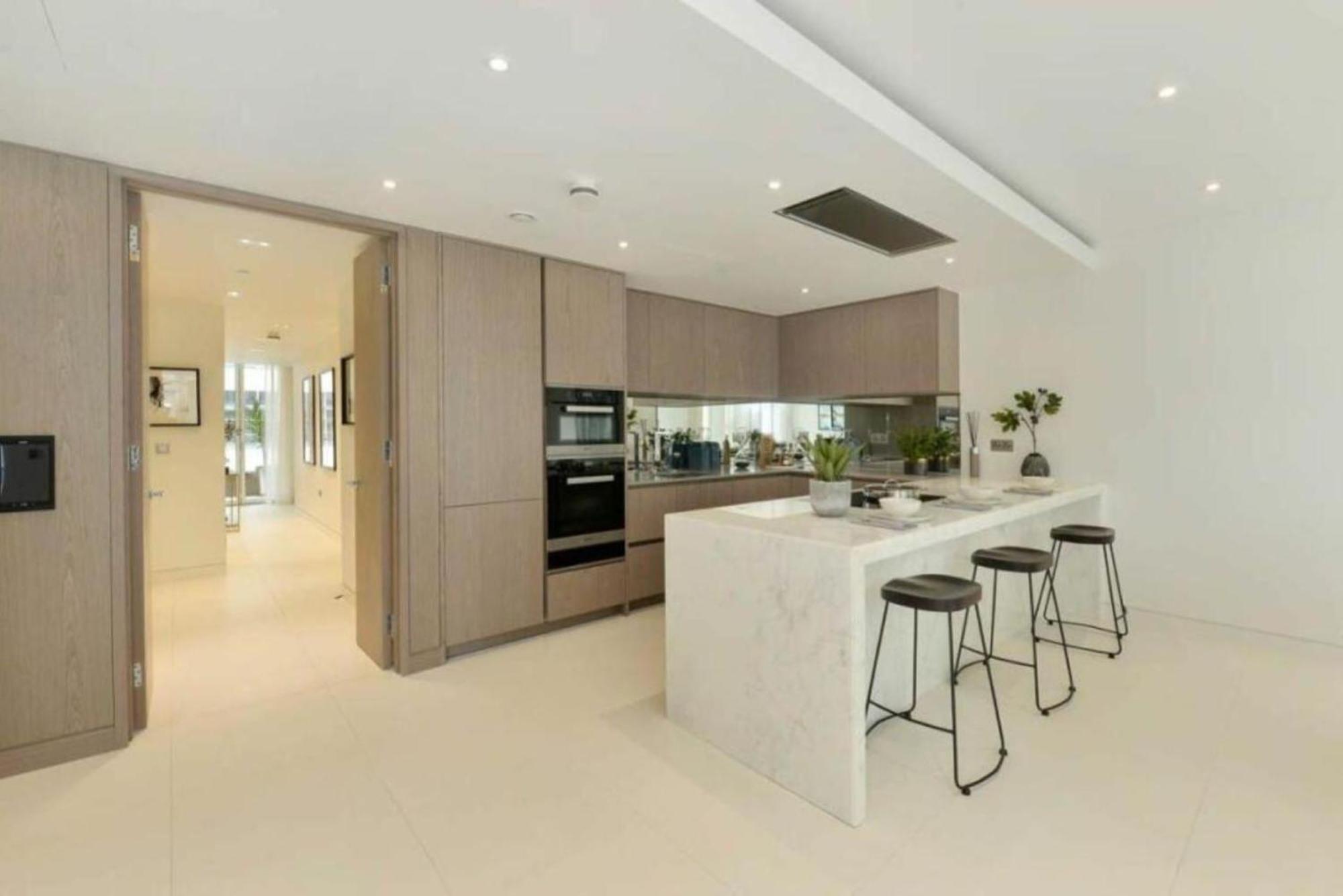Luxury Riverside Penthouse 2000sqft Apartamento