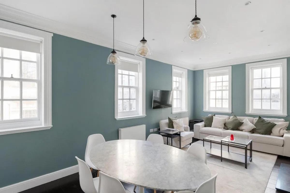 Apartment Mayfair Gem London