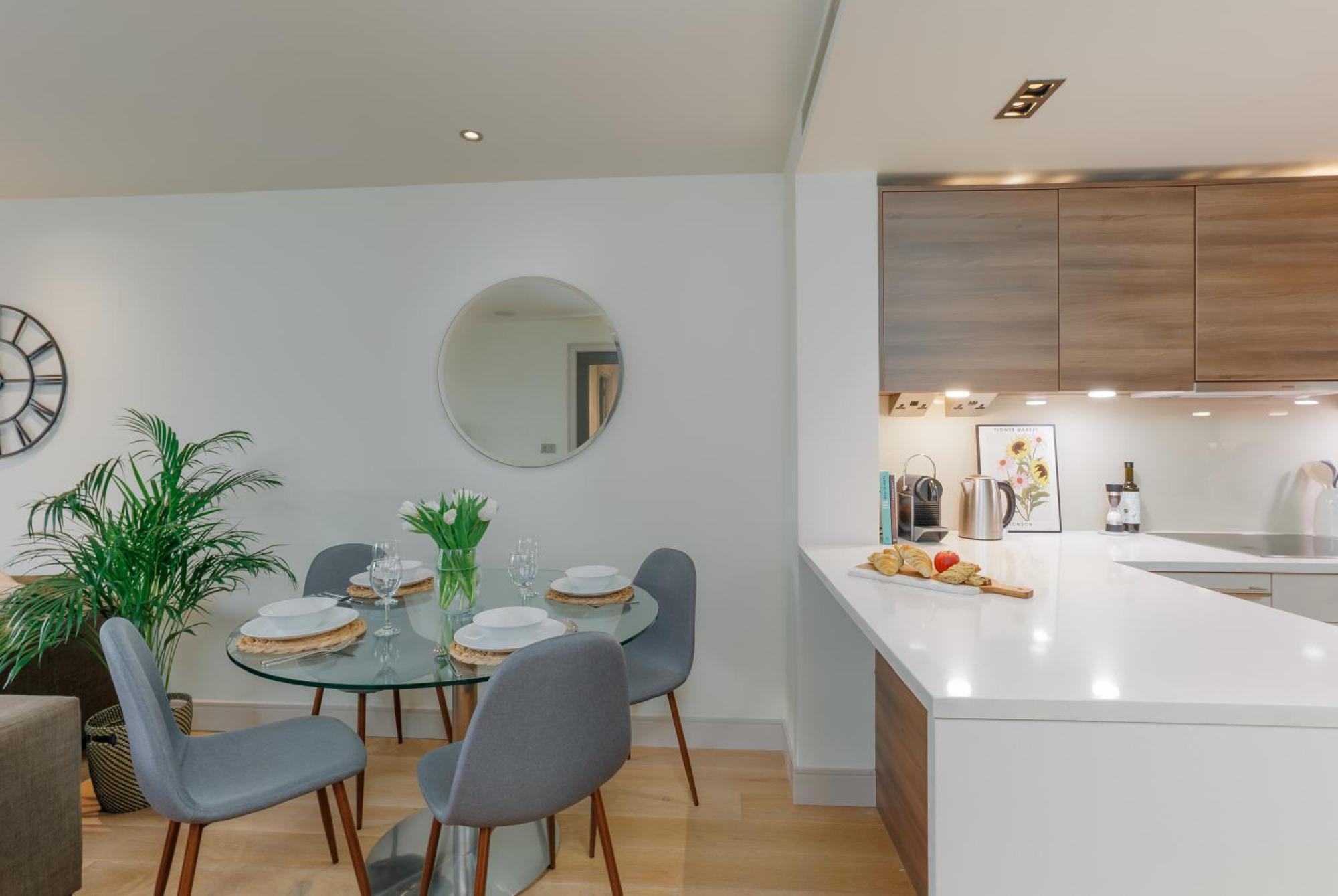 Starhost Residences - Spacious 1-bedroom With Balcony * Londres