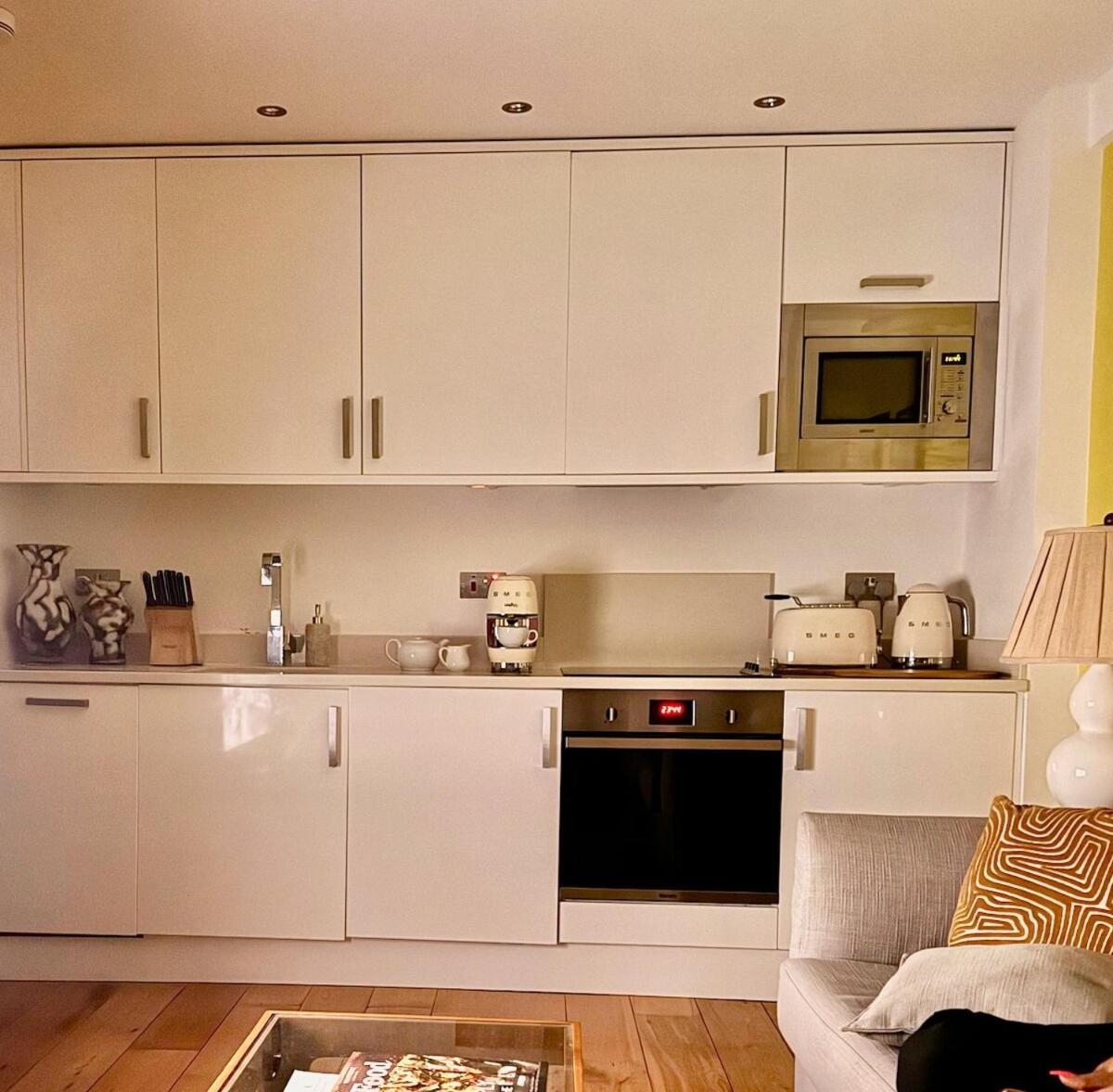 1 Bedroom With Sofa Bed Chelsea Londres