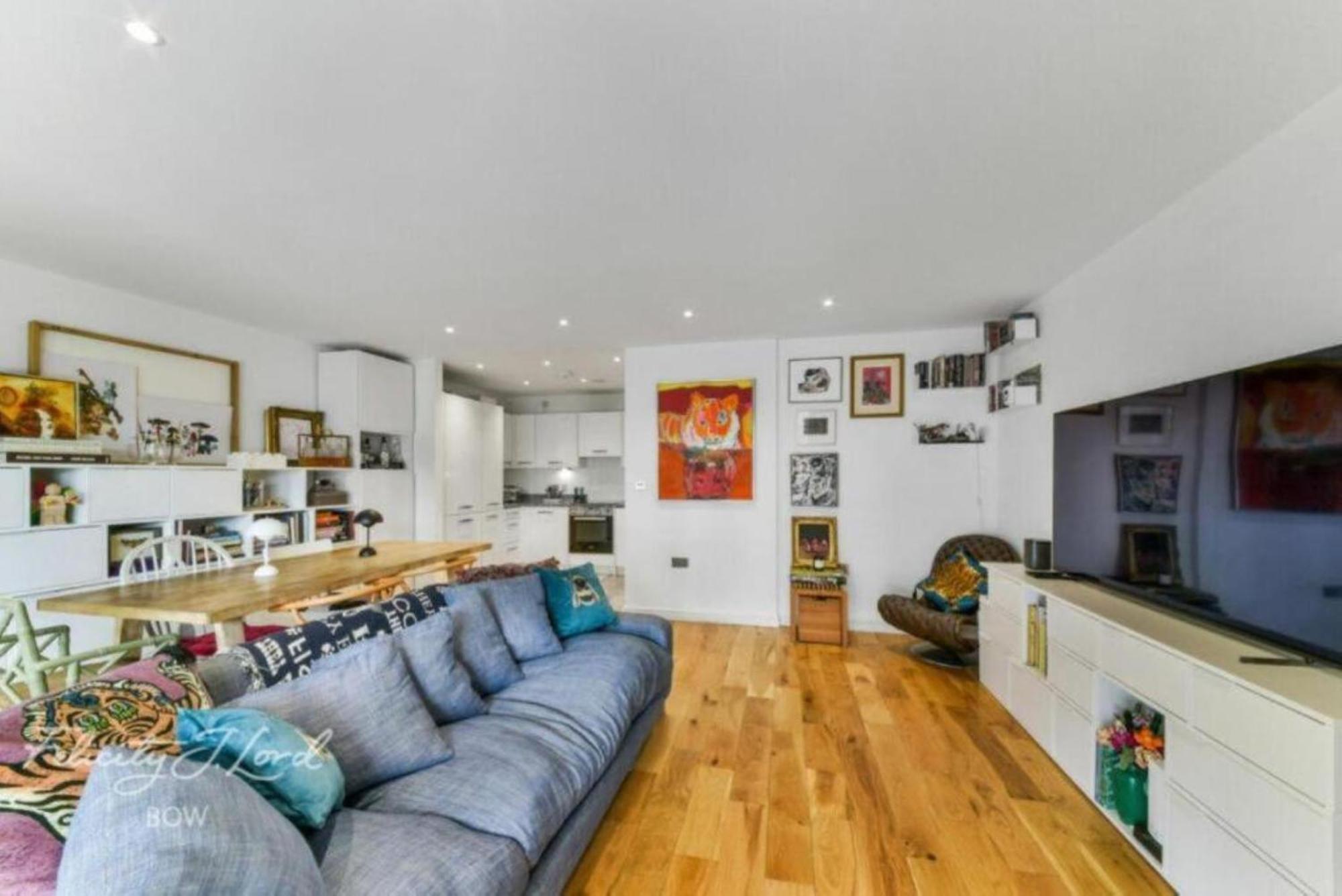 Spacious 2 Bedroom With Balcony Appartement *
