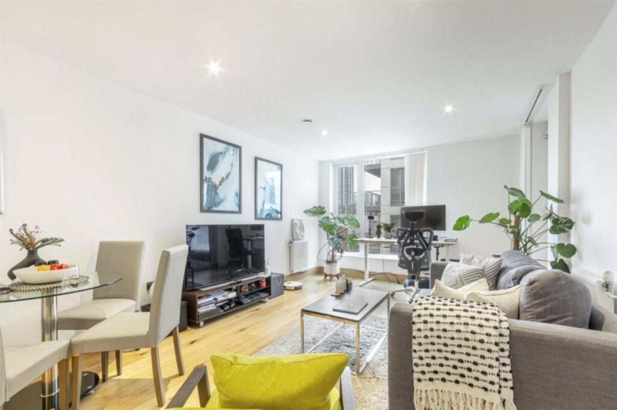 Beautiful Modern 2 Bedroom With Balcony Appartement