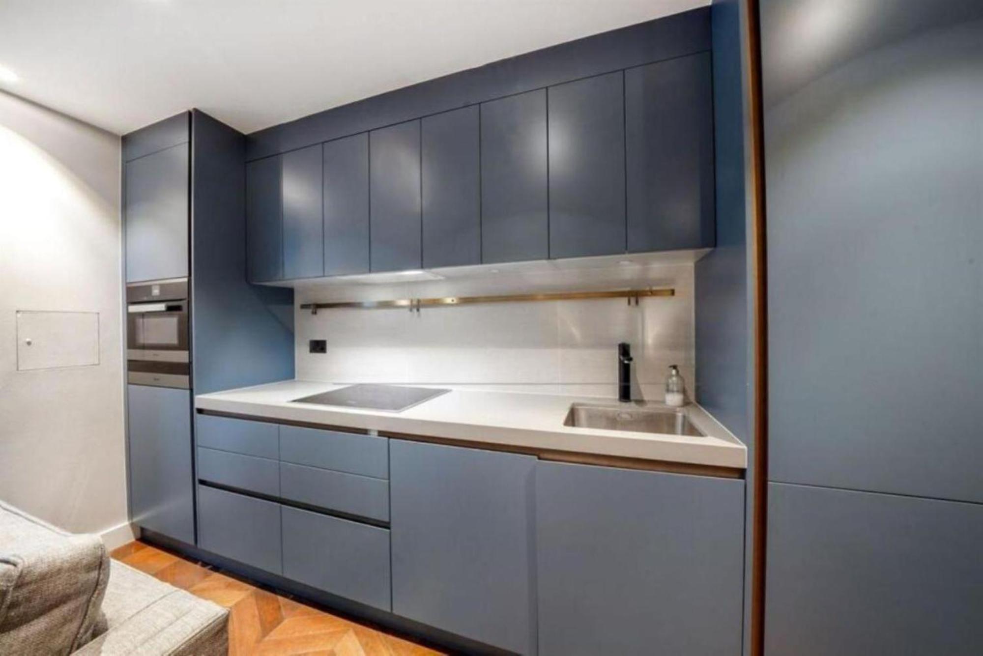 Modern Chic Leicester Square Covent Garden Sleeps 5 *