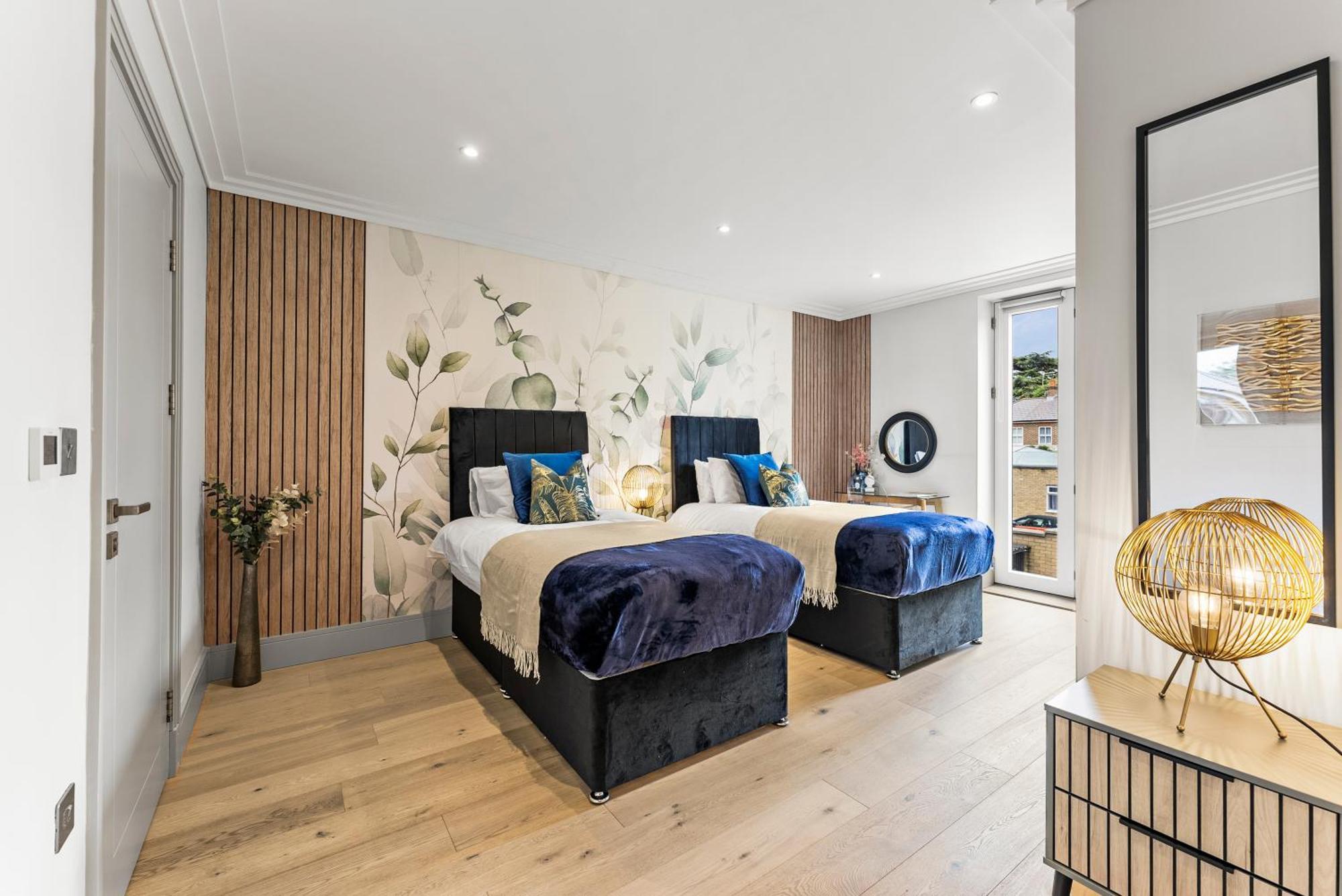Stunning 2 Bed Flat In - Sleeps 8 -balcony Appartement Londres