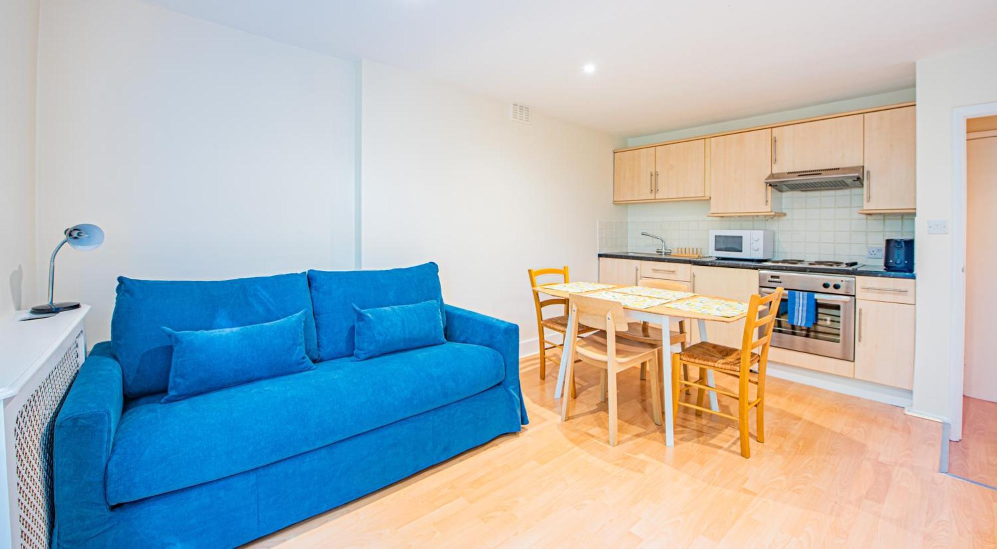 Charming Stylish Flat In The Heart Of Kensington Appartement