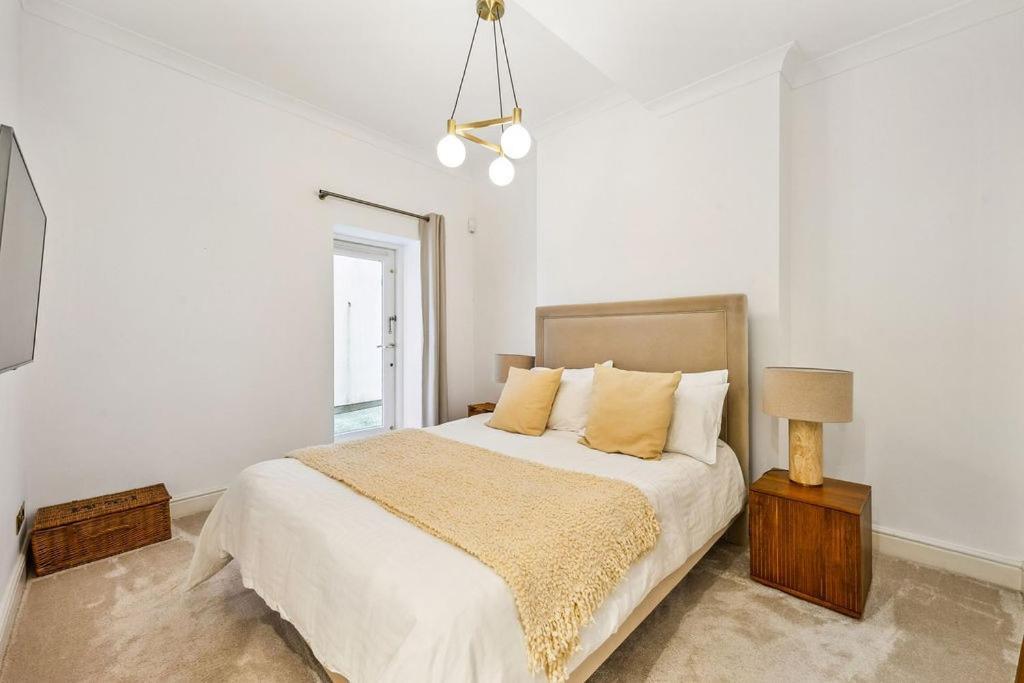 Luxury 2-bed Steps From Oxford Street * Londres