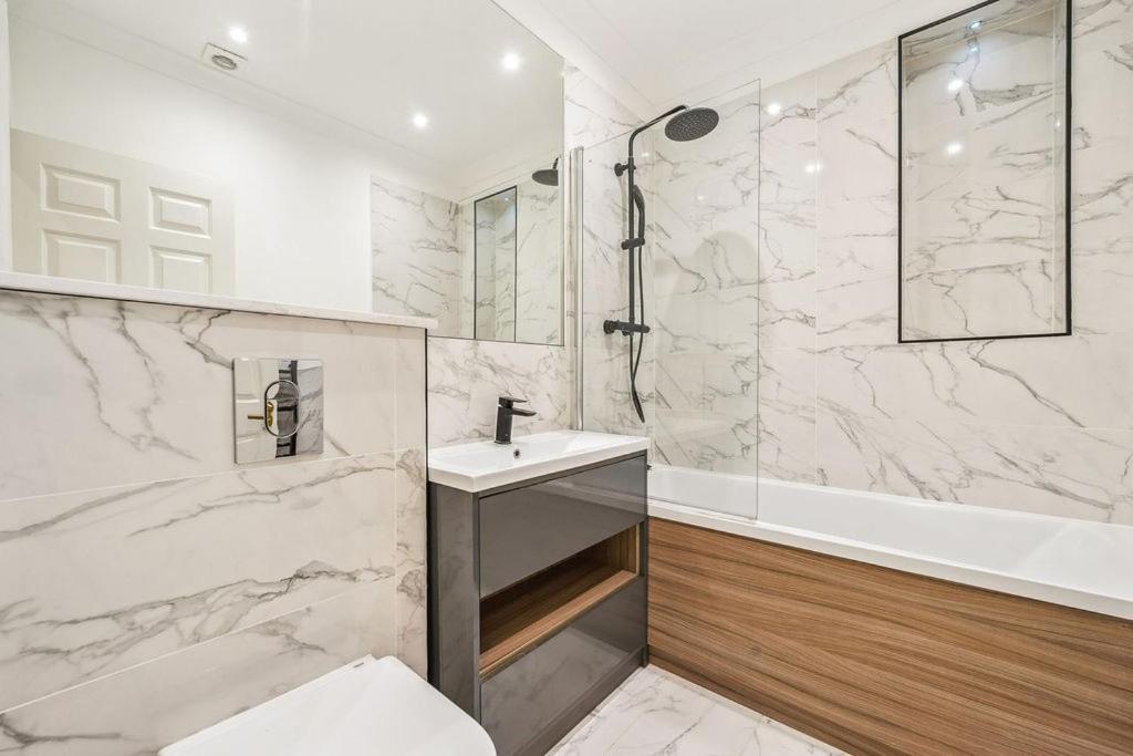 Appartement Luxury 2-bed Steps From Oxford Street