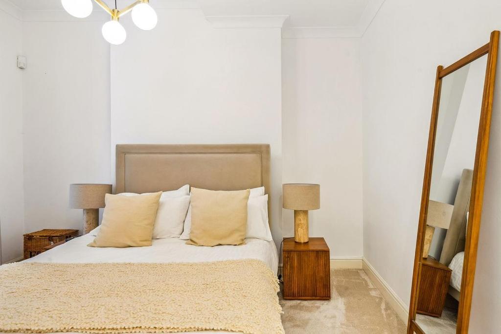 Luxury 2-bed Steps From Oxford Street Appartement *