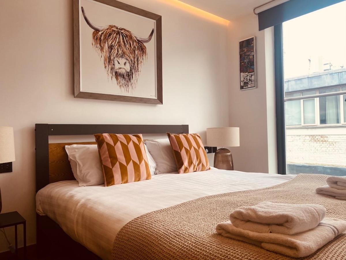 Trendy Shoreditch 3 Bed 2 Bath Penthouse With Terrace & Park View Appartement
