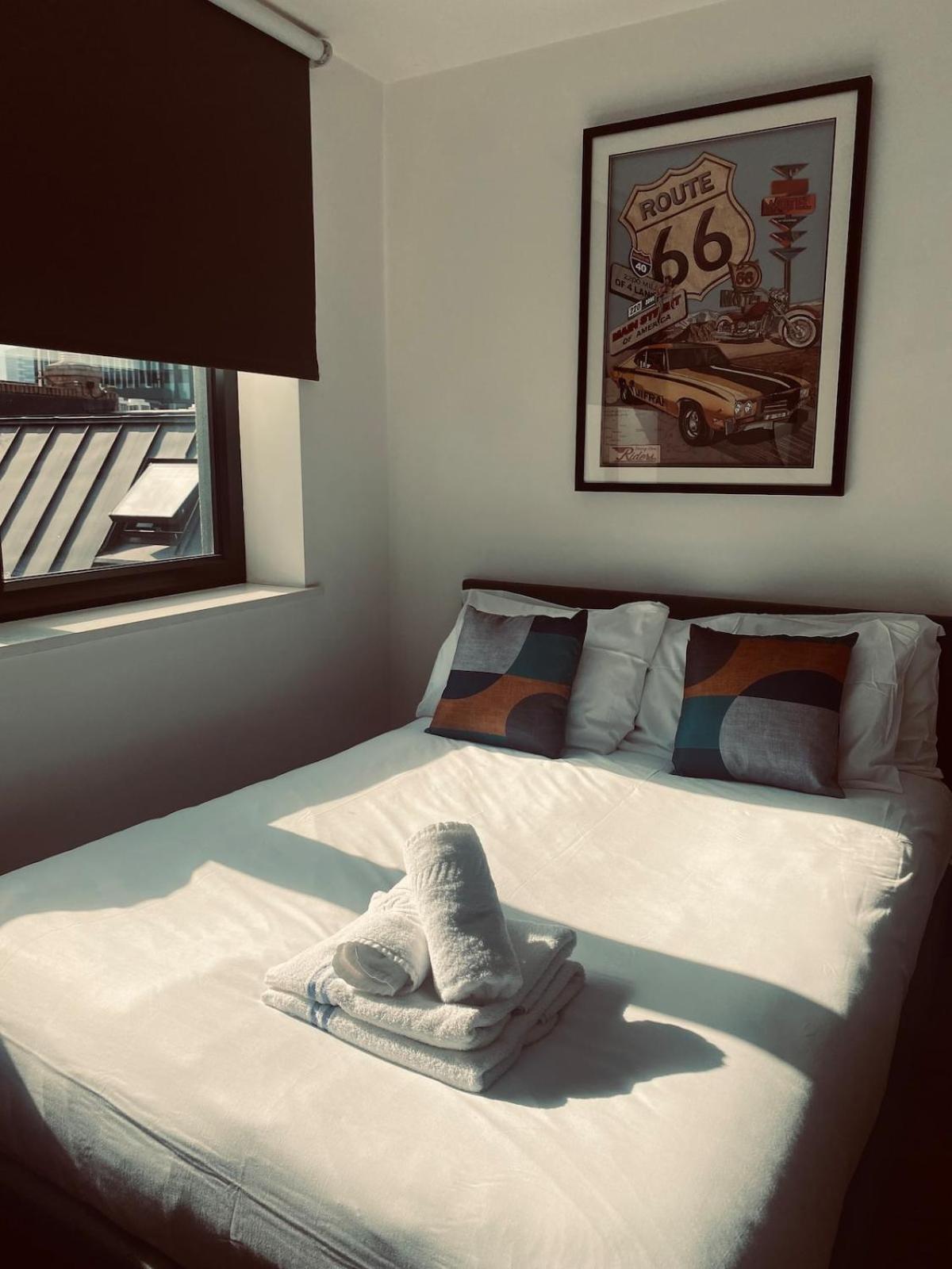 Trendy Shoreditch 3 Bed 2 Bath Penthouse With Terrace & Park View * Londres
