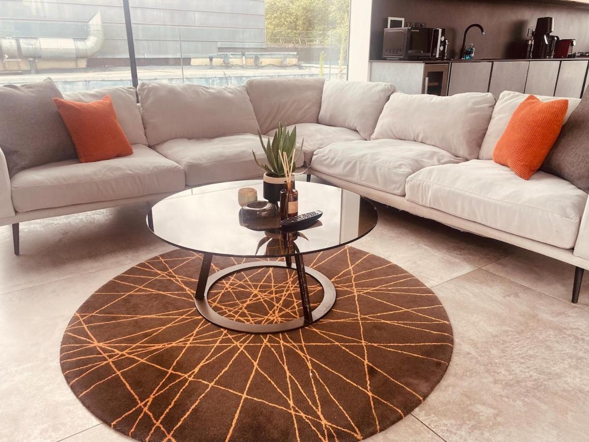 Trendy Shoreditch 3 Bed 2 Bath Penthouse With Terrace & Park View Londres