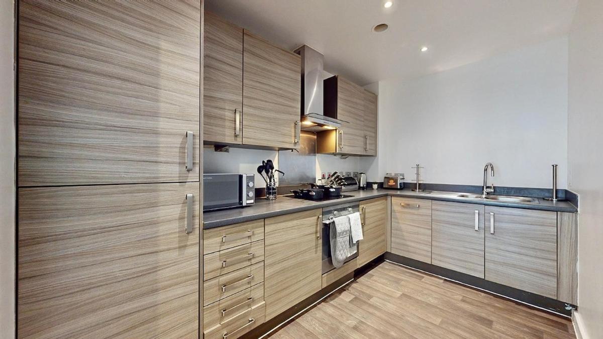 10 Mins From Abba Arena With Free Parking * Londres