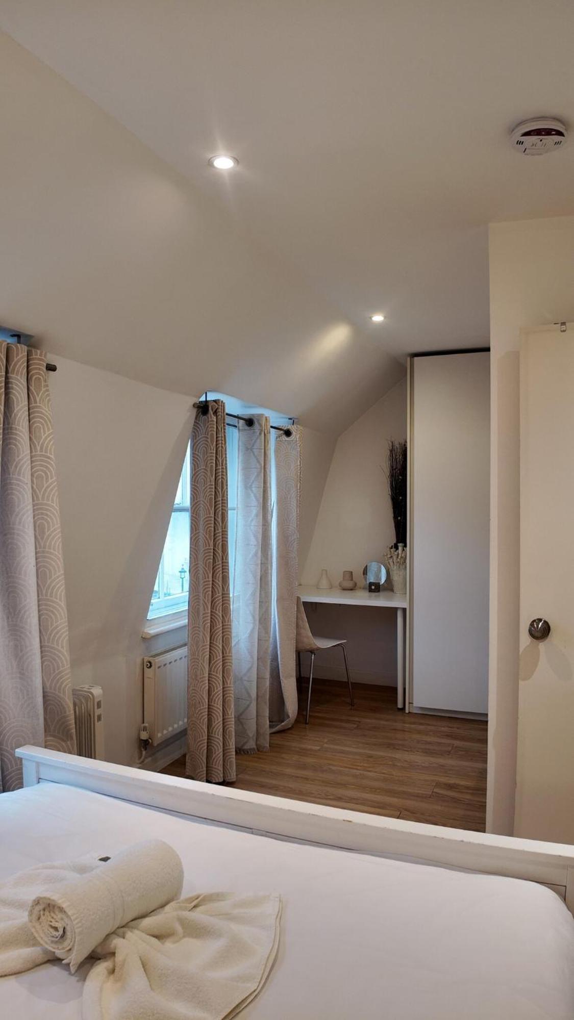 Appartement 3 Bhk Haymarket Leicester Square Soho Hy04 *