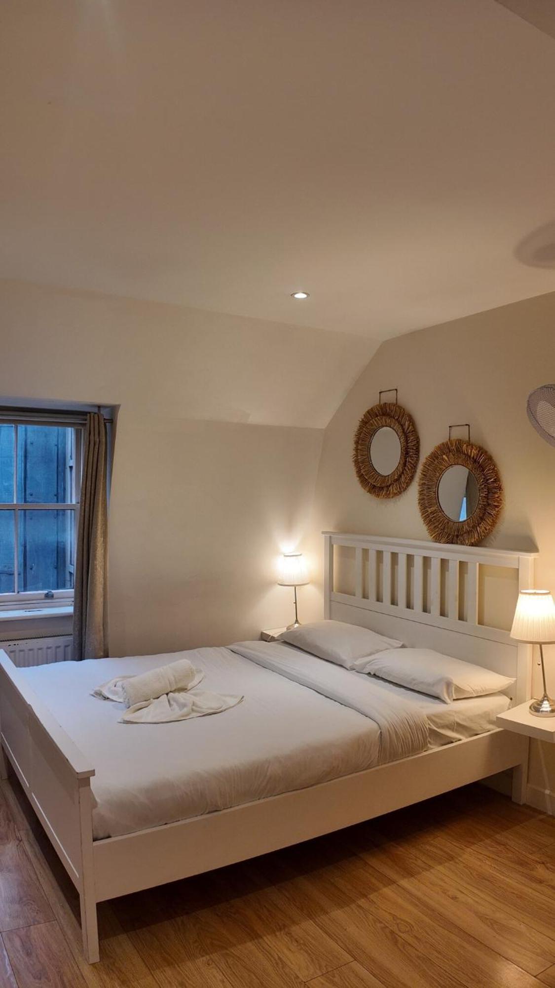 3 Bhk Haymarket Leicester Square Soho Hy04 Londres