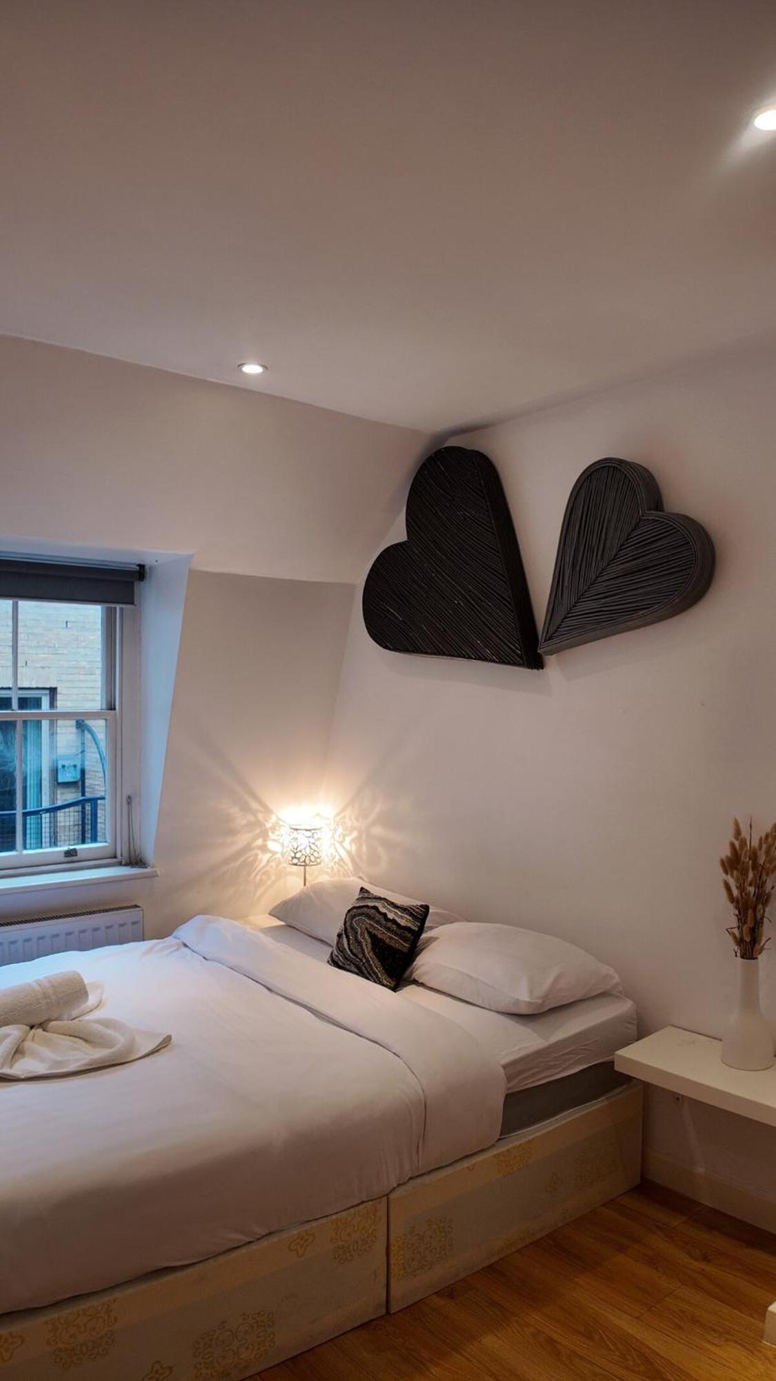 3 Bhk Haymarket Leicester Square Soho Hy04 * Londres