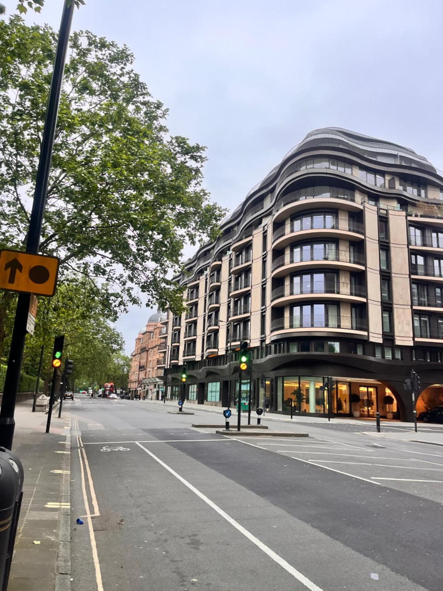 Hyde Park,2 Bedrooms 2bathrooms, Perfect For Families! Apartamento Londres