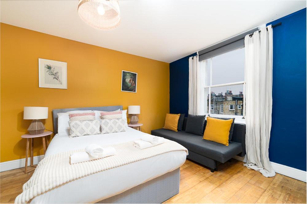 Modern & Cozy Just Steps From Hyde Park Appartement