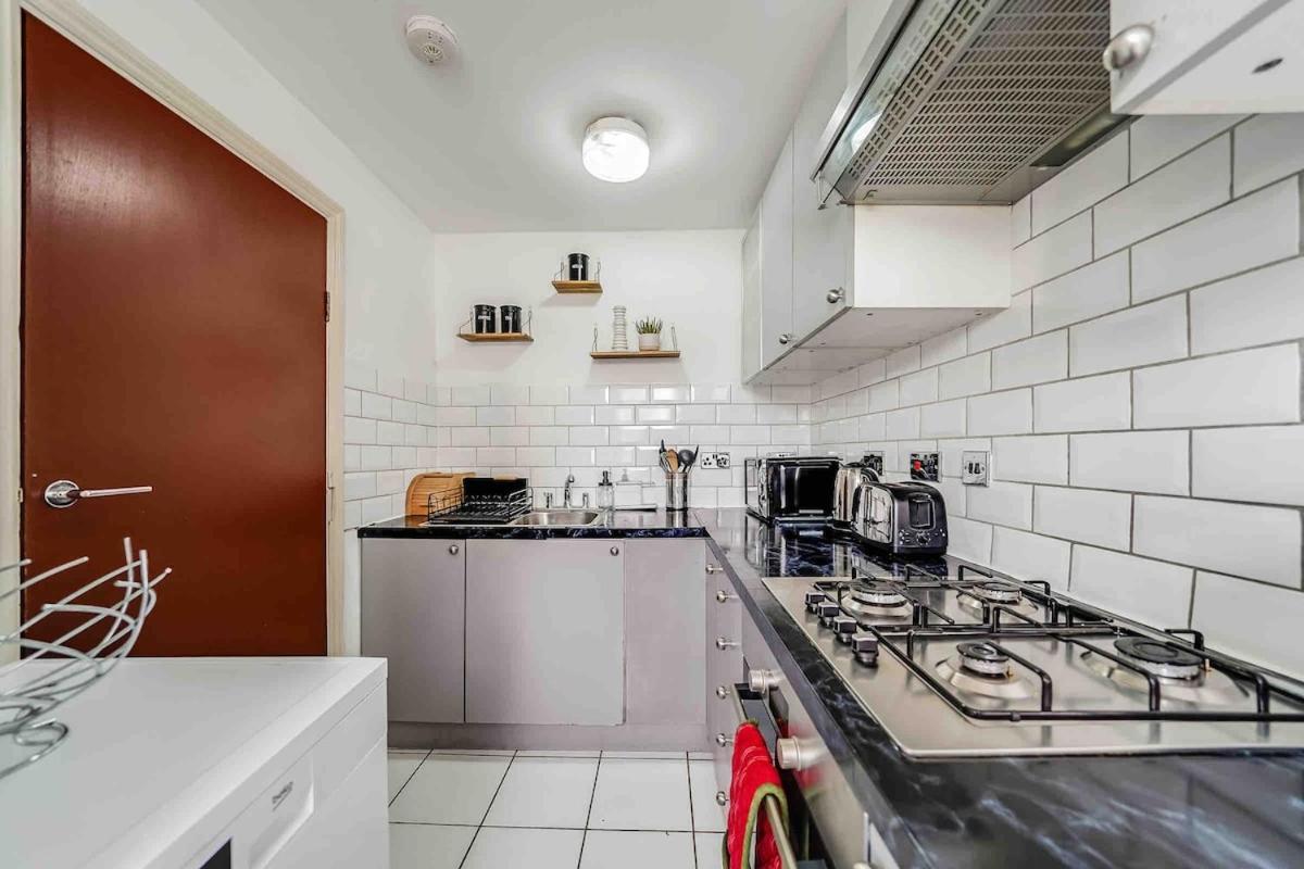 Appartement Lovely 2-bed Close To Excel And O2 Arena Londres
