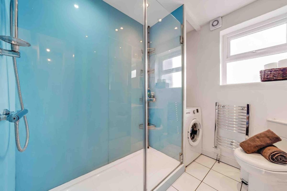 Lovely 2-bed Close To Excel And O2 Arena * Londres