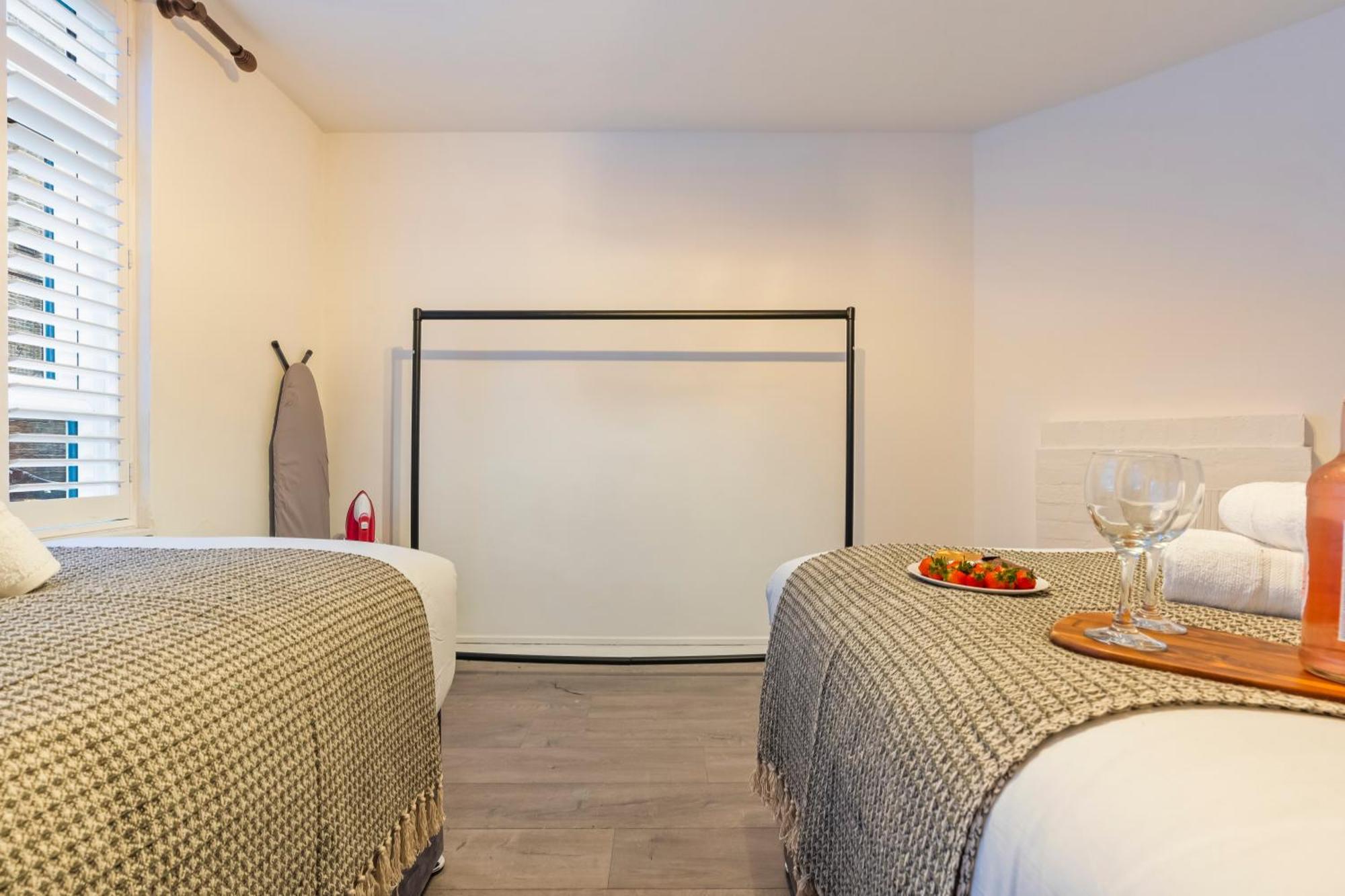 Stylish 2Bed Apartment Fulham, Wifi, Parking Appartement *
