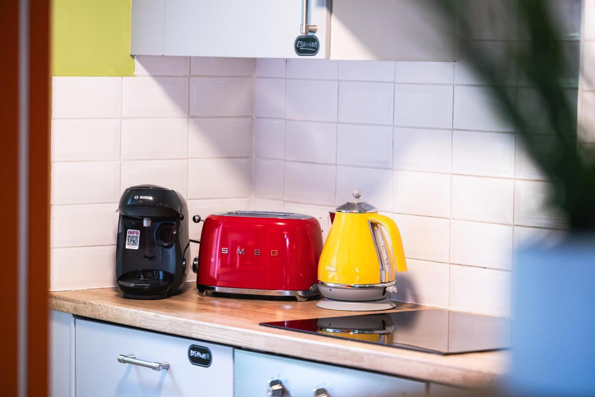 20 Percent Off -Promo Genius Offers-Citycenter Londonbridge Apartment With Parking-Wifi-Sleeps7-4Beds-Netflix-Family! * London