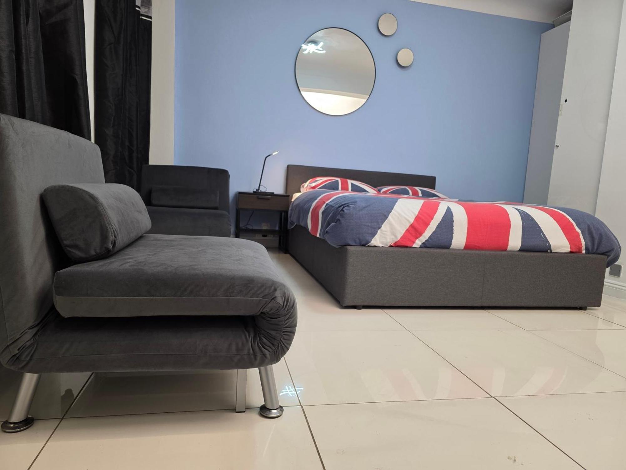 With Huge Balcony Near Oxford St - Marble Arch - Hydepark *