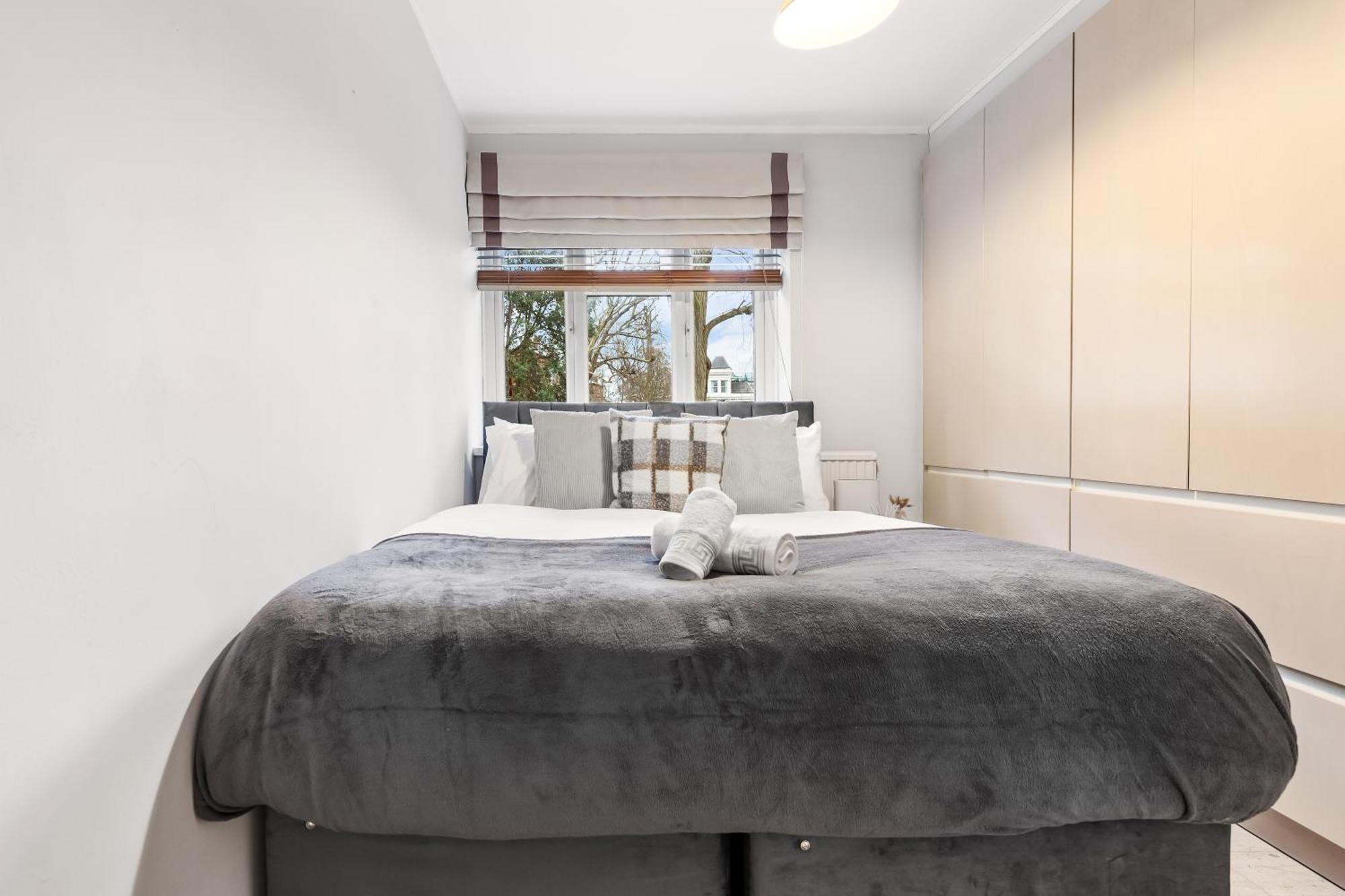 Elegant Retreat - Sleeps 6 - Close To Putney & Stamford Bridge Appartement