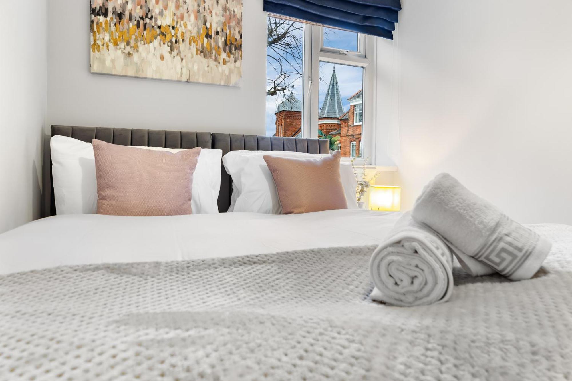 Appartement Elegant Retreat - Sleeps 6 - Close To Putney & Stamford Bridge Londen