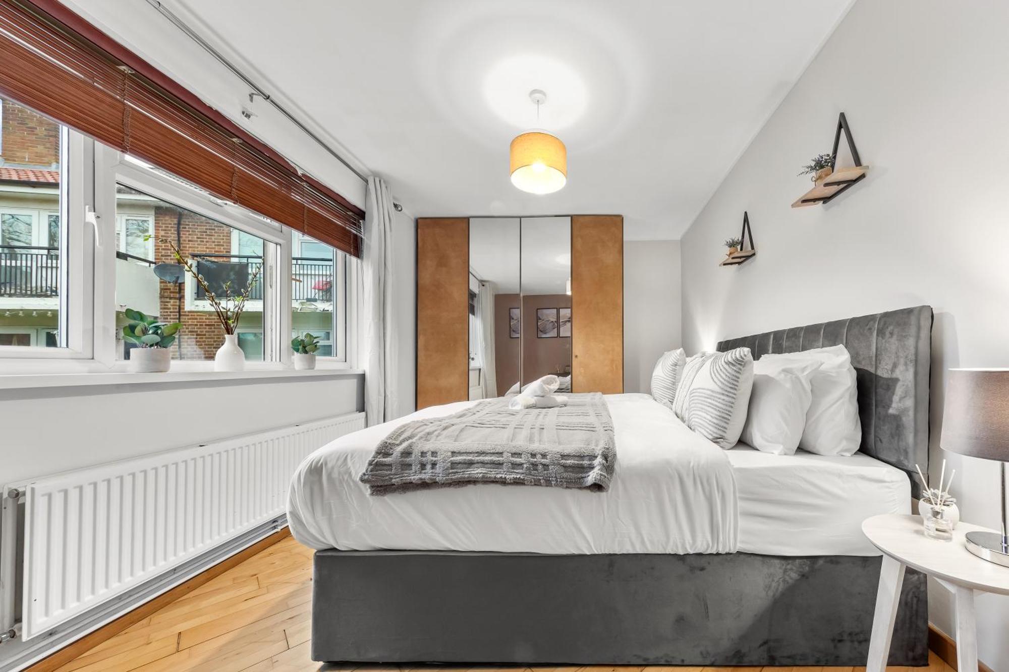 Apartment Elegant Retreat - Sleeps 6 - Close To Putney & Stamford Bridge *