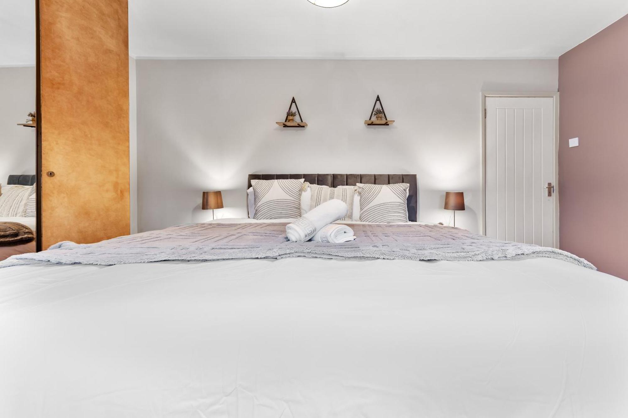 Elegant Retreat - Sleeps 6 - Close To Putney & Stamford Bridge Appartement