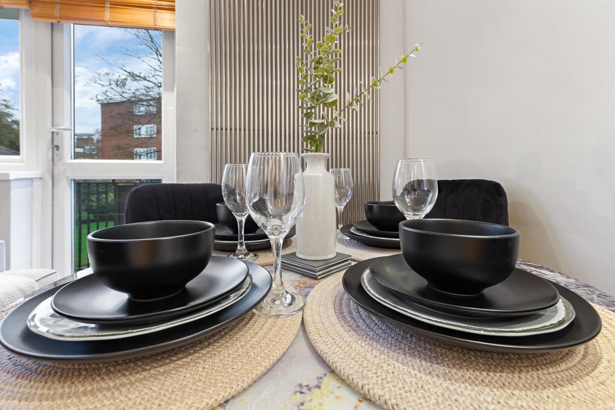 Appartement Elegant Retreat - Sleeps 6 - Close To Putney & Stamford Bridge Londen