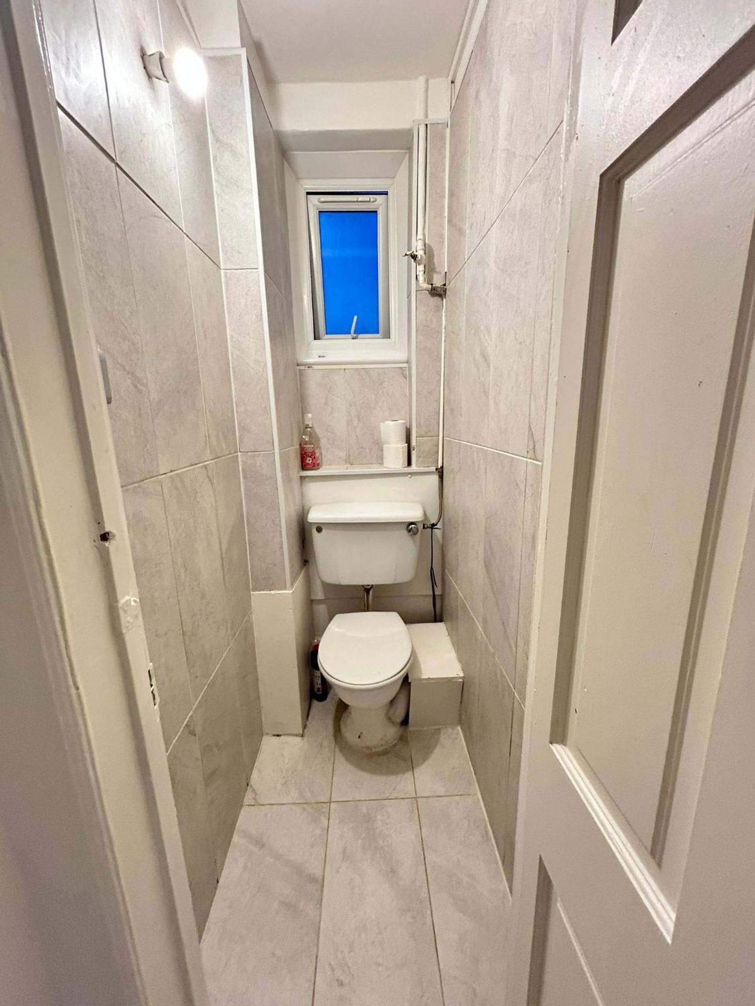 Ground Floor One Bedroom Flat Apartamento *