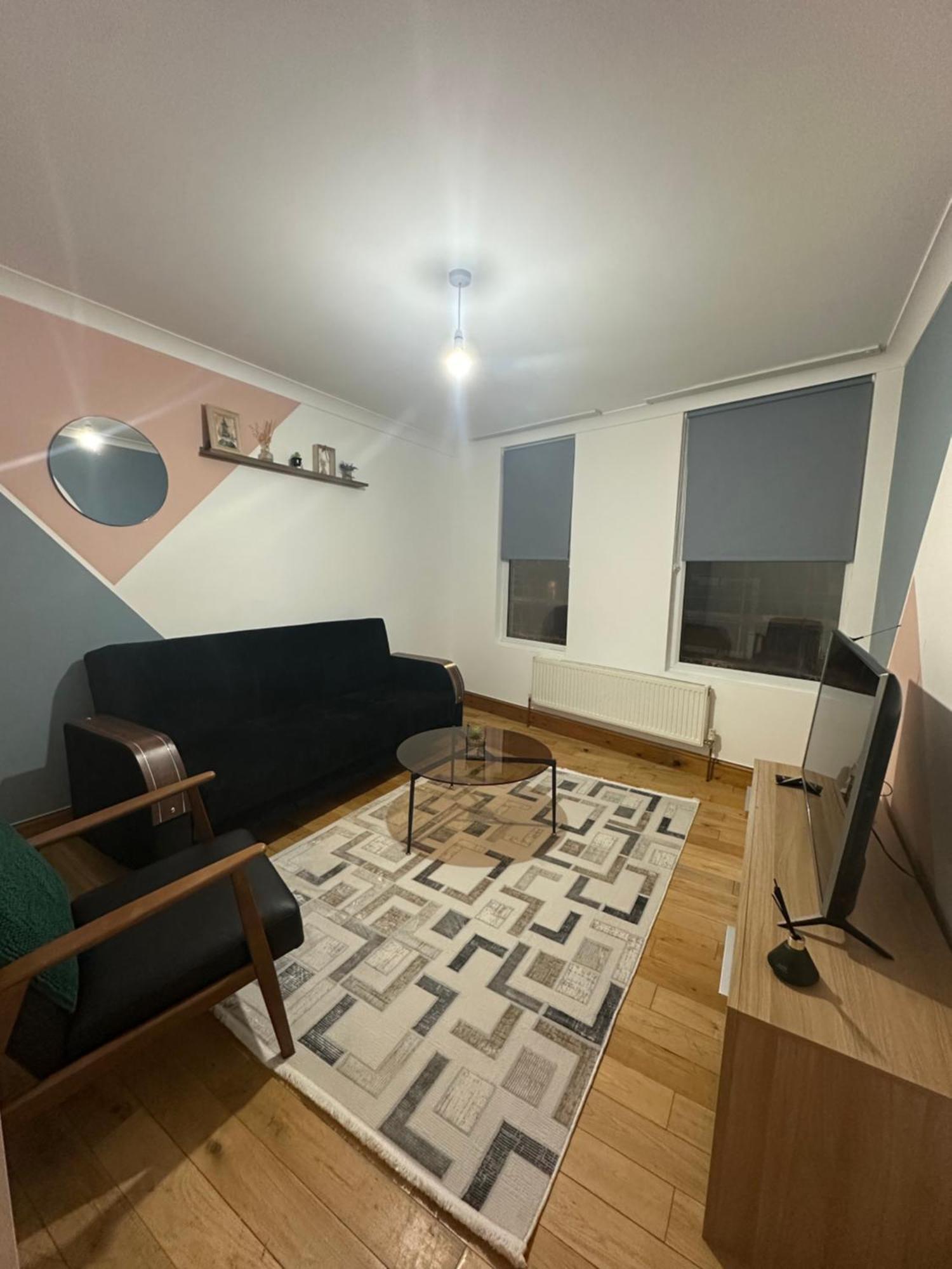 Cosy 1 Bedroom Flat Steps From Turnpike Ln Station Appartement