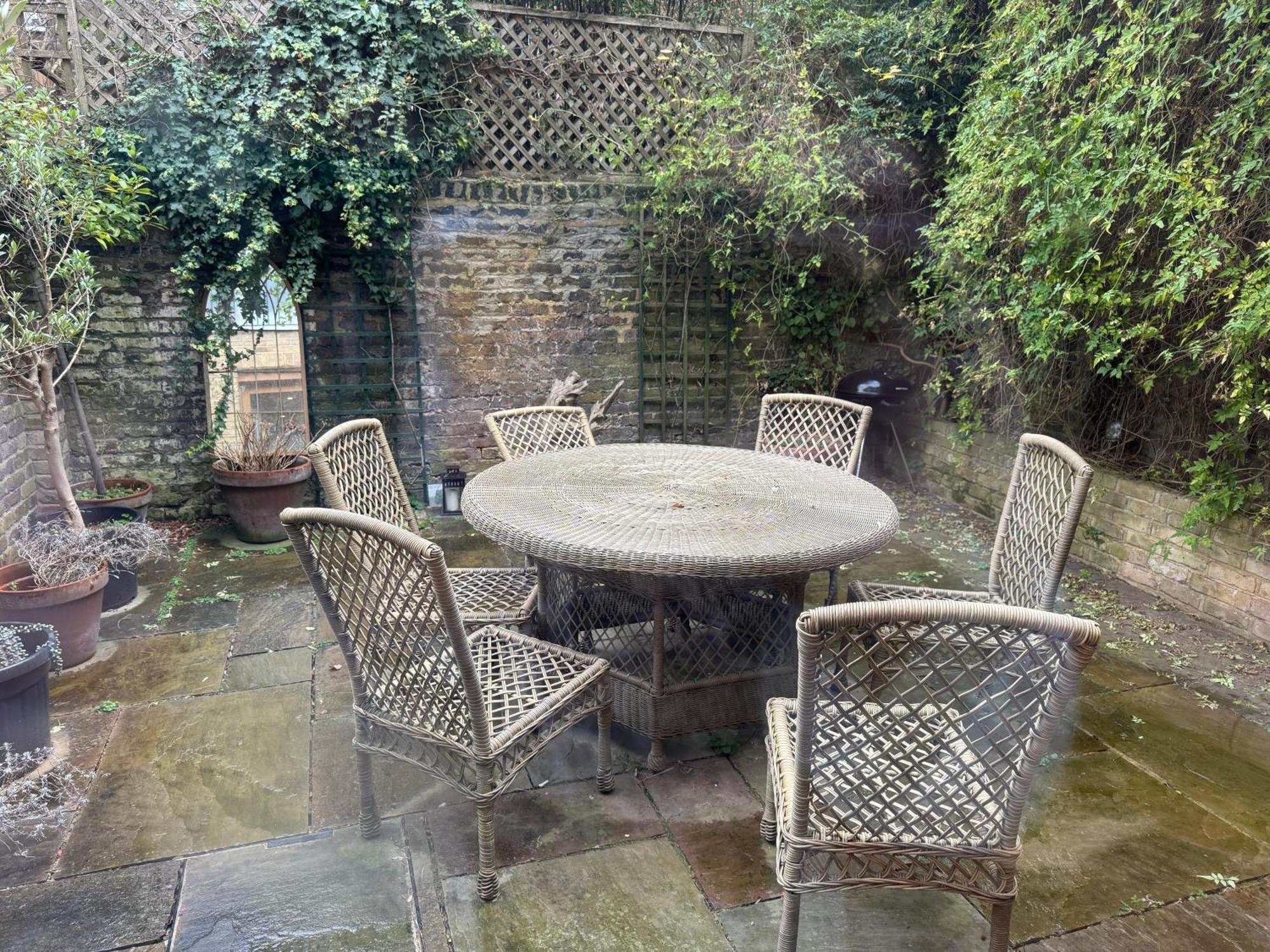 Appartement Spacious Flat With South Facing Garden Londres